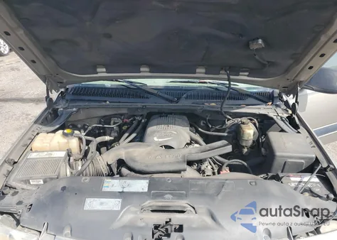 2002 Chevrolet Tahoe C1500 из США, поврежденный, VIN 1GNEC13Z02J101895